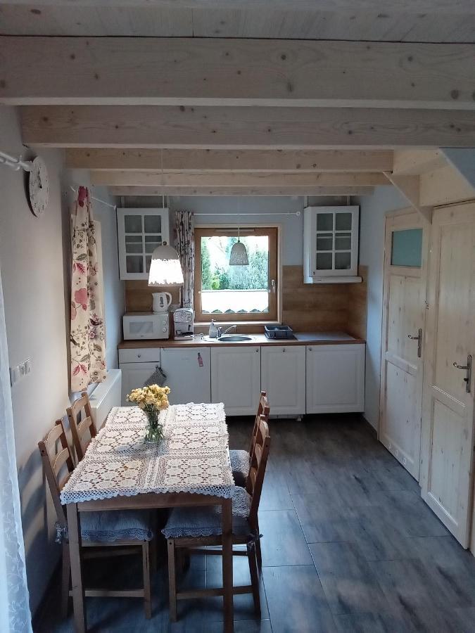 Domek Na Lesnym Wzgorzu Pieszyce Exteriör bild